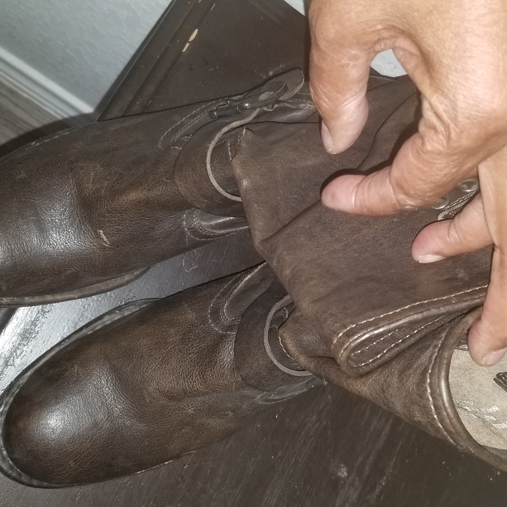 Boots - Picture 2 of 3